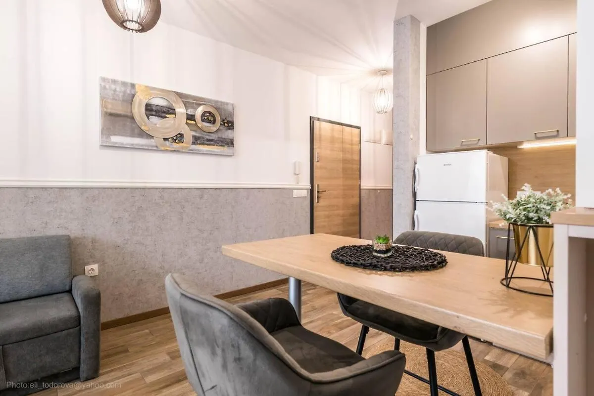 Azur Beach Apartment Varna