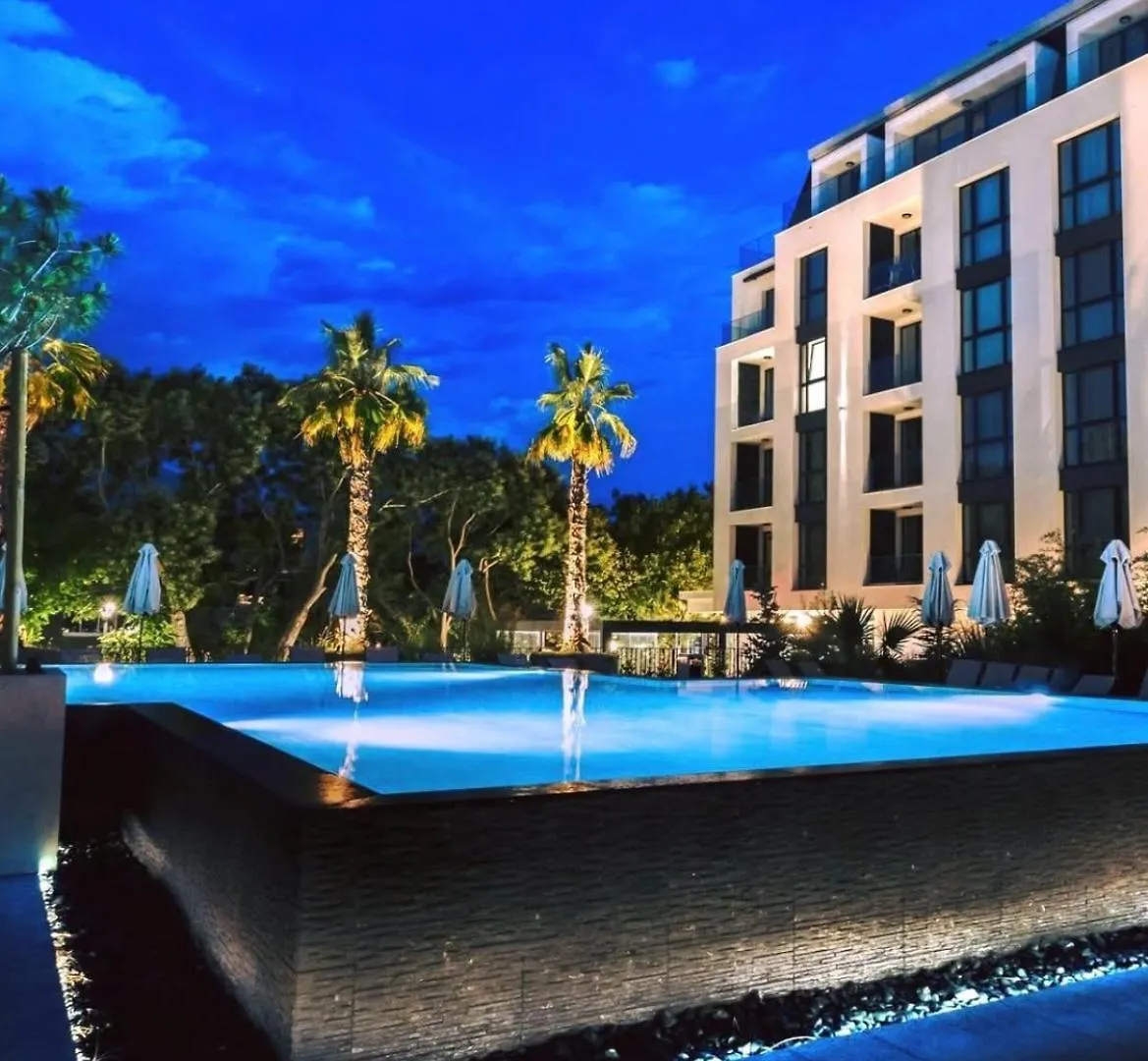 Azur Beach Apartment Varna 0*,