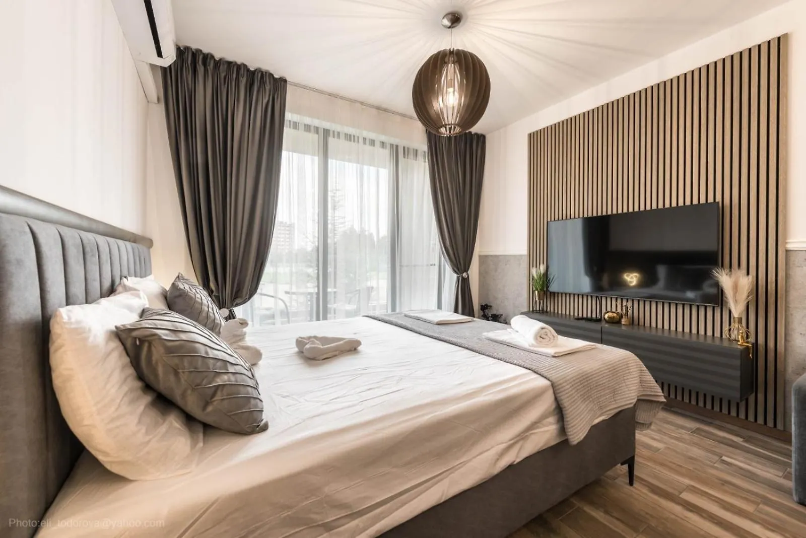 Azur Beach Apartment Varna